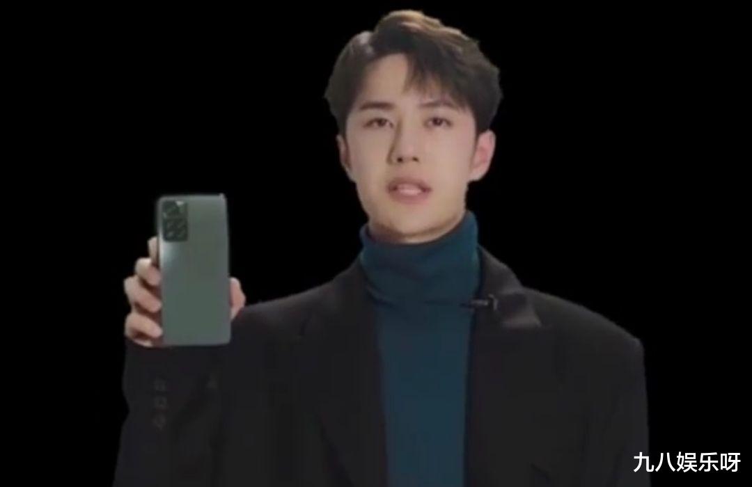 王一博|王一博粉丝在课堂上公开追星？当事人回应，黑粉不攻自破