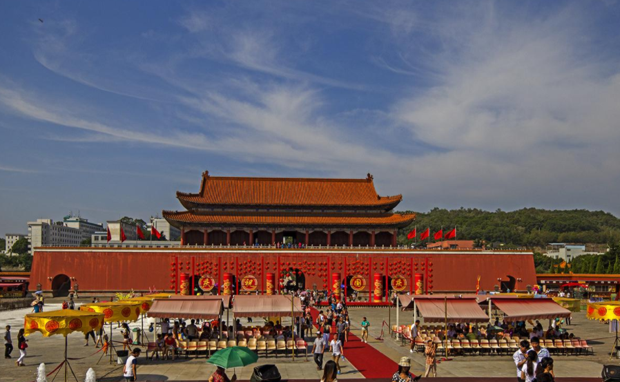 紫禁城 厦门投资一亿建造“紫禁城”,门票仅需40元,却很少有人愿意去