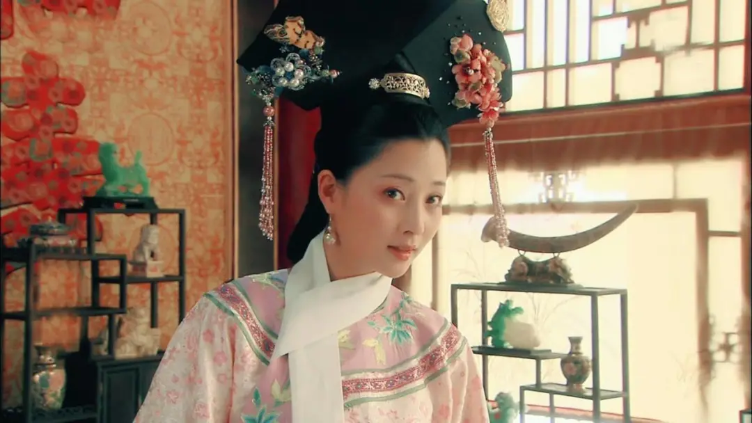 殷桃|42岁凭“少女腰”火上热搜！她这些年是怎么偷偷变美的啊？