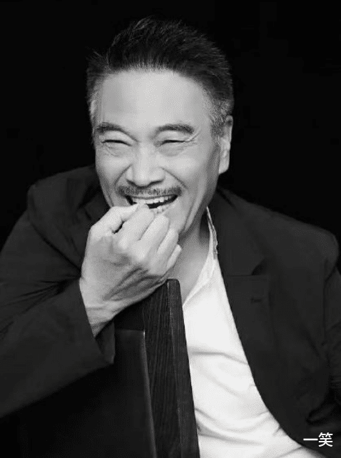 吴孟达|吴孟达追思会举行，众星齐聚悼念，眼泪盈眶难掩悲痛不舍