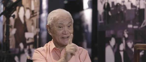 失控的想你|不怕人老怕心老,依旧活跃的8位高龄明星,最小的李雪健都67岁了