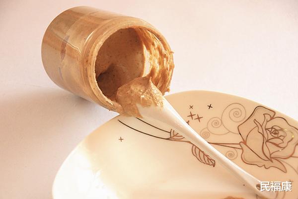 花生|研究发现:吃花生有利于改善记忆力,三高人群也能放心吃花生吗?