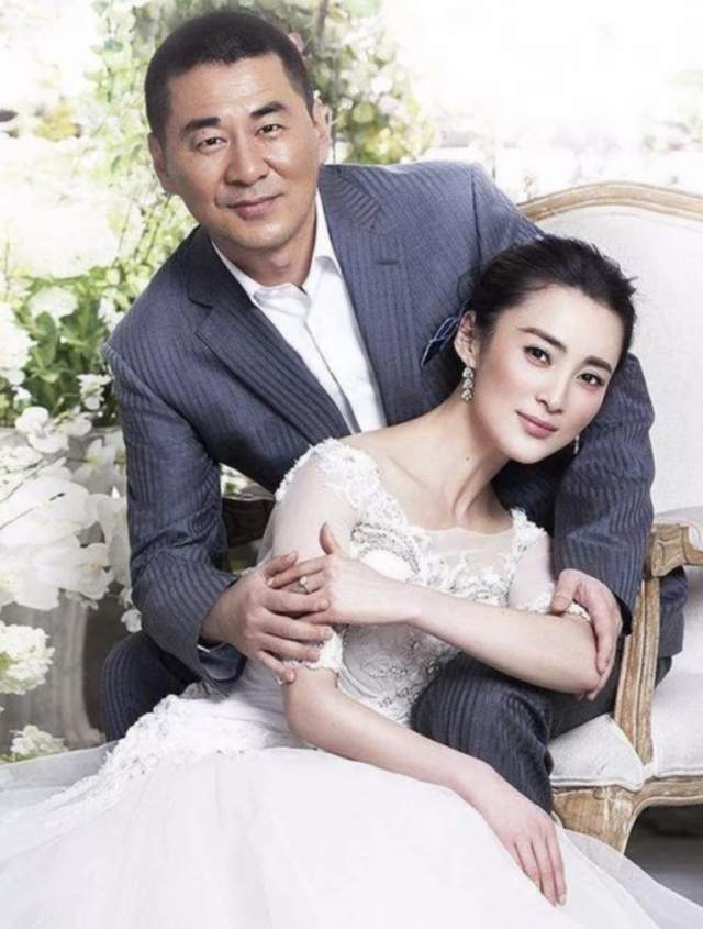 蒋勤勤|蒋勤勤敬业人设翻车？执意要将杨蓉脸打肿，连扇两巴掌下手稳准狠