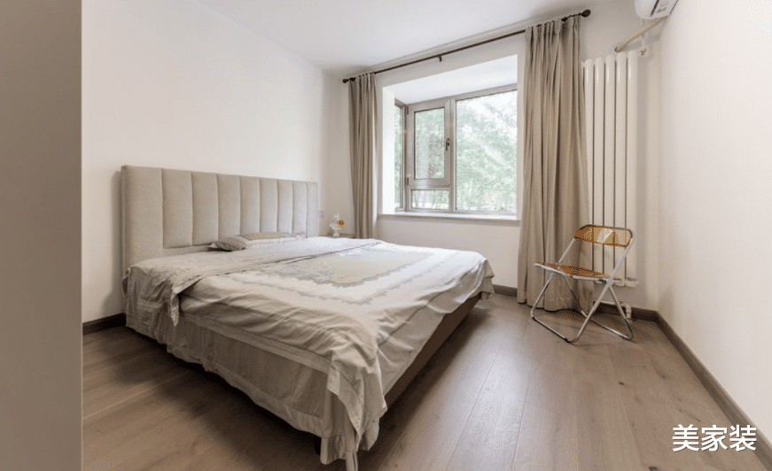 现代简约风打造三居室，高级灰做为主色，时髦又前卫