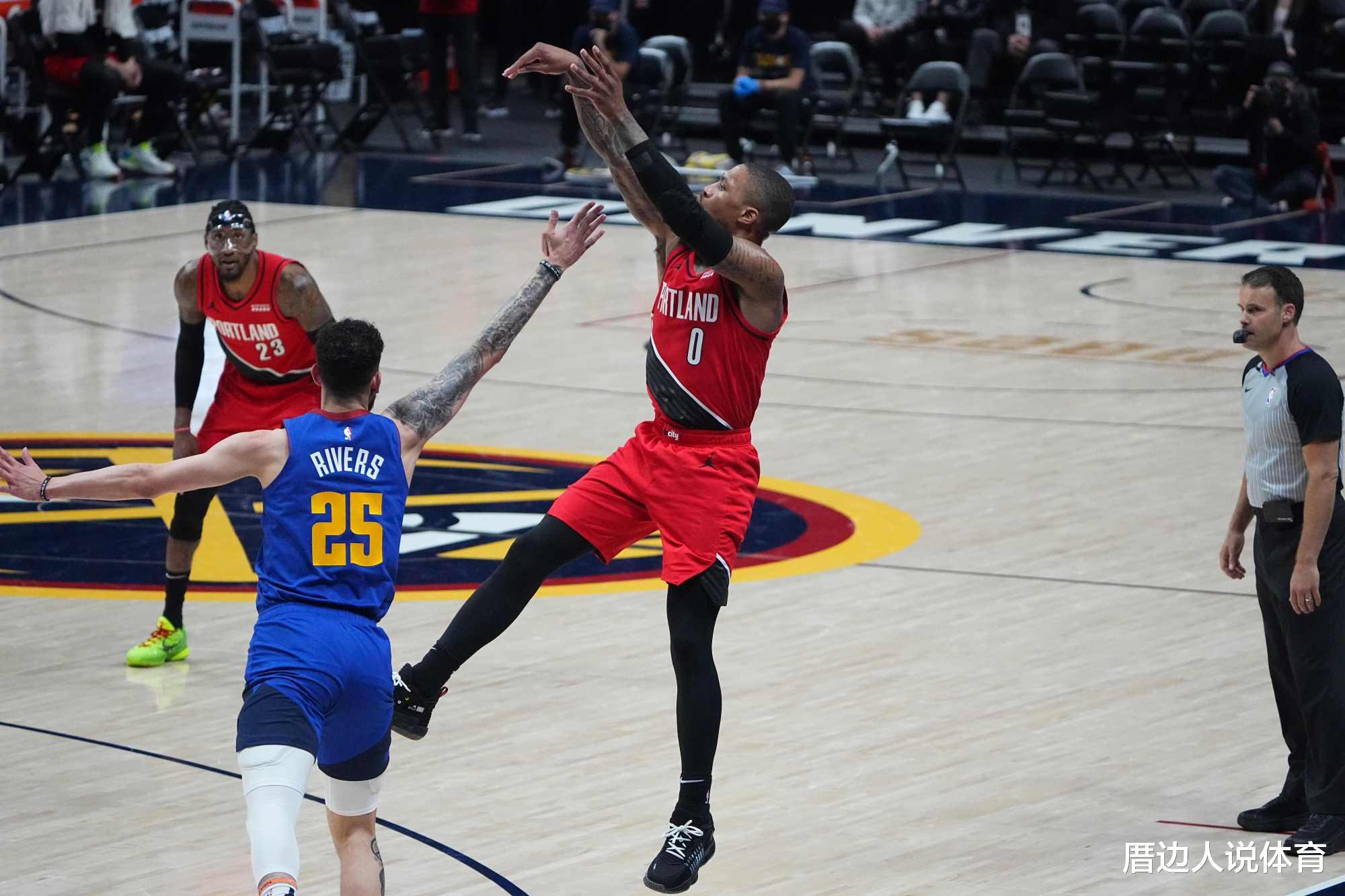 国足|12记三分55+10!利拉德狂刷纪录众球星热议,杜兰特:上帝模式