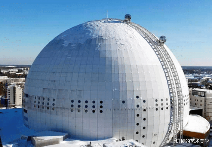  【运载之美】球形球场的球形观光电梯