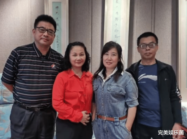 黑粉|田静姐弟直播认错,情绪低落态度真诚,直言舅舅刷礼物是无心之失