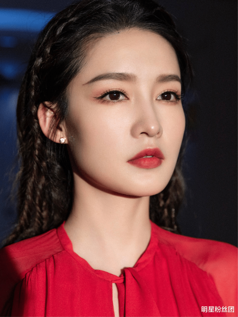 赵薇|没有作品播出，她就没了动静，待播剧靠谱吗？