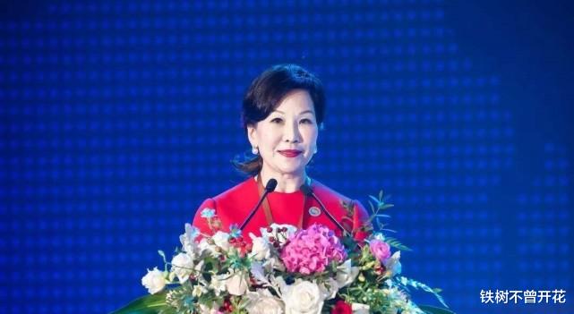 广州市|广州女首富翟美卿，为女儿买一套房交税9597万，曾捐款高达十几亿