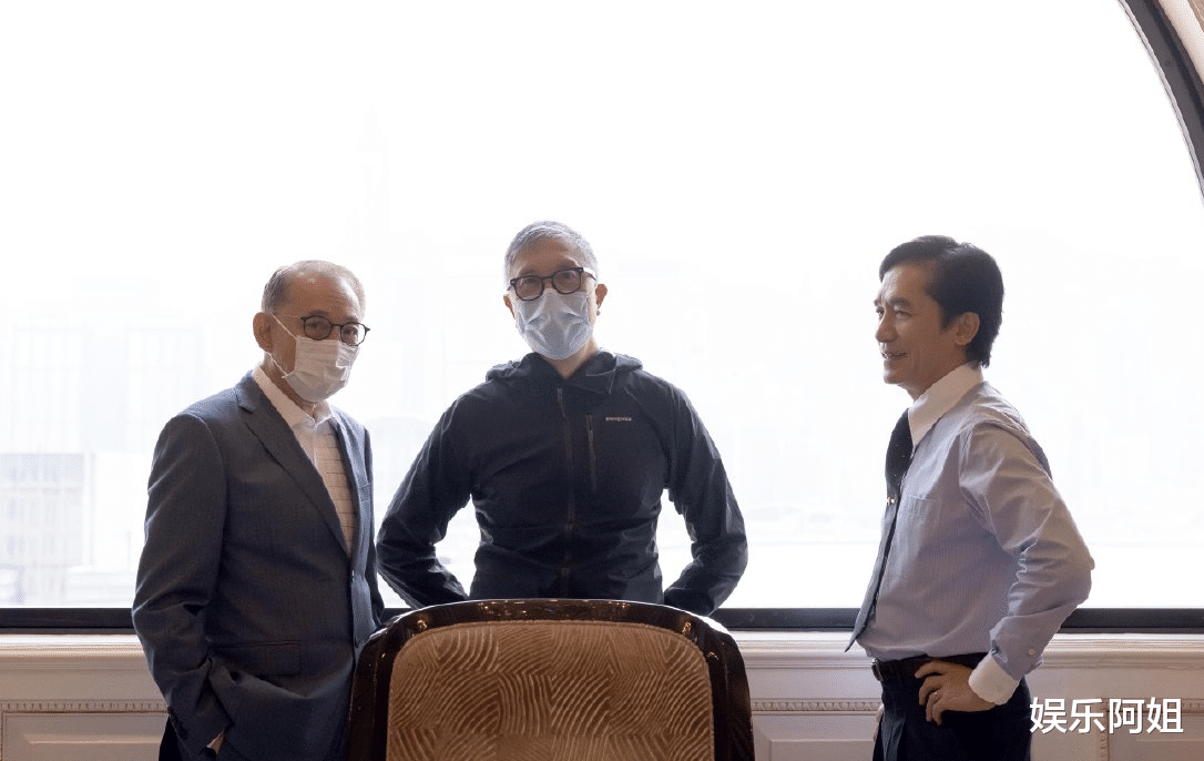 王宝强|刘德华梁朝伟新戏造型出炉！前者白发寸头显干练，后者发际线亮了