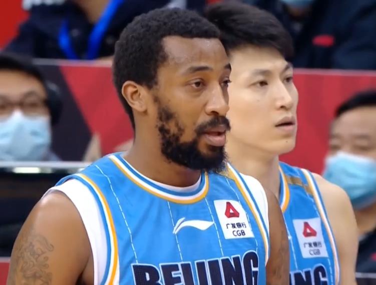 北京男篮|接球失误+两罚不中!他们是北京出局两大罪人,毁掉主帅一场表演