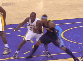 卡梅羅·安東尼|安東尼炸了！干翻3百斤大漢！42分10助！球隊老大今年第1次空砍