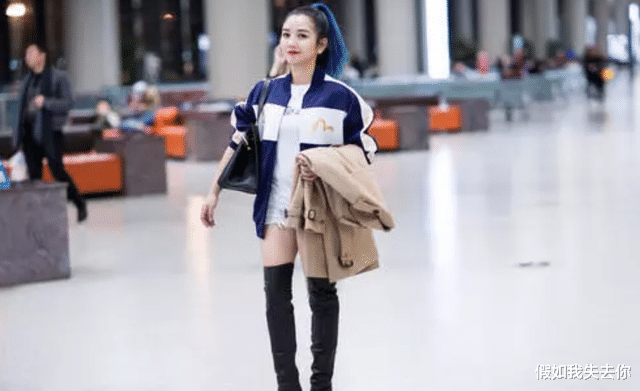 |何洁狂甩30斤，120瘦到90斤，身姿曼妙如少女，自律真的很重要