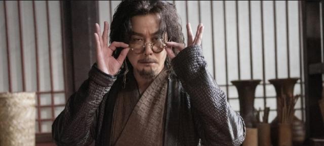 肖战|肖战《斗罗大陆》错位吻戏收官，苑长邱心志发文字里行间很不舍