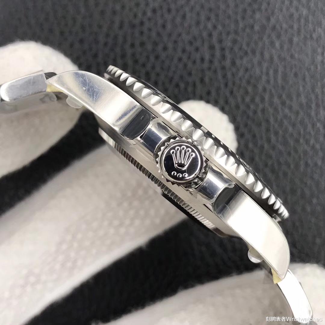 刻腕表者Wristwatches 经典复刻：ZZ厂劳力士无历黑水鬼114060细节还原了正品吗？