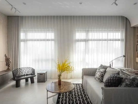 时尚装修设计大全|过来人提醒：一梯两户买东户好还是西户好？很多家庭都想错了