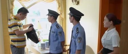 情侣 不是夫妻或情侣入住酒店，只登记一人的证件，被查到会怎么样？