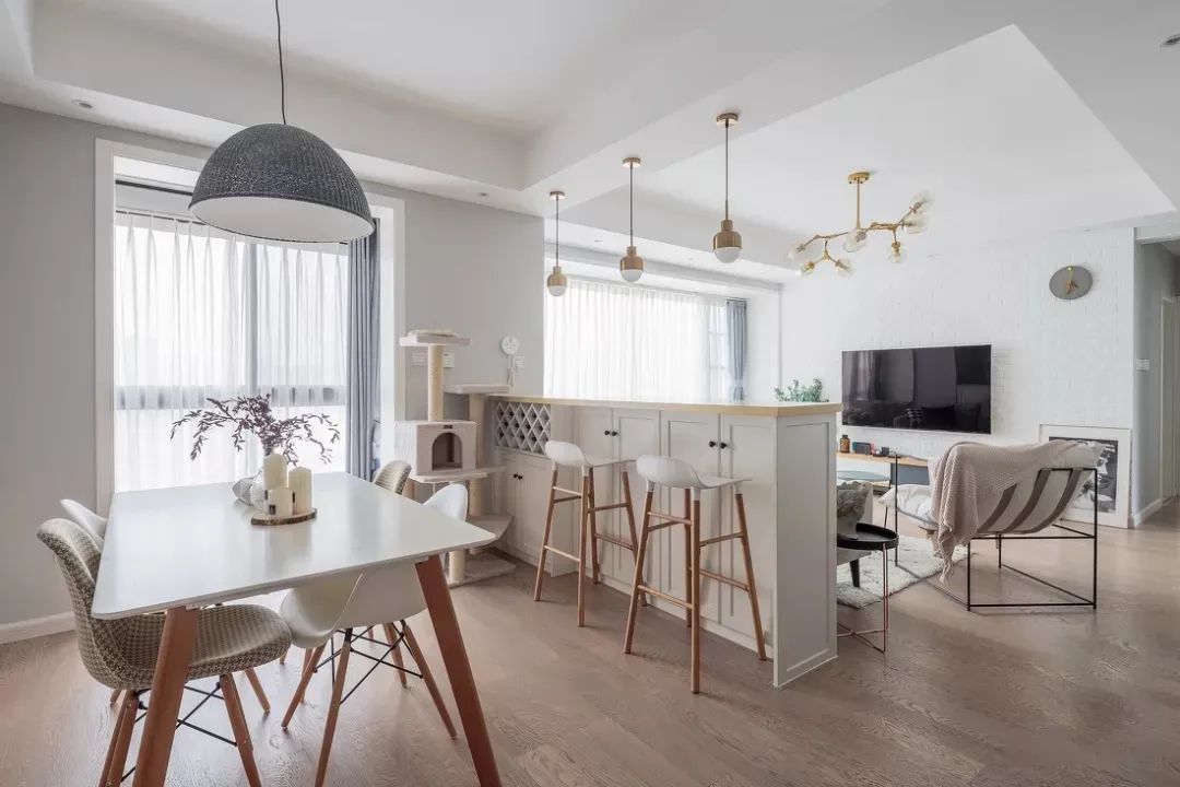 |谁说吧台是鸡肋?照着这些方案设计,2㎡就能营造小资情调!