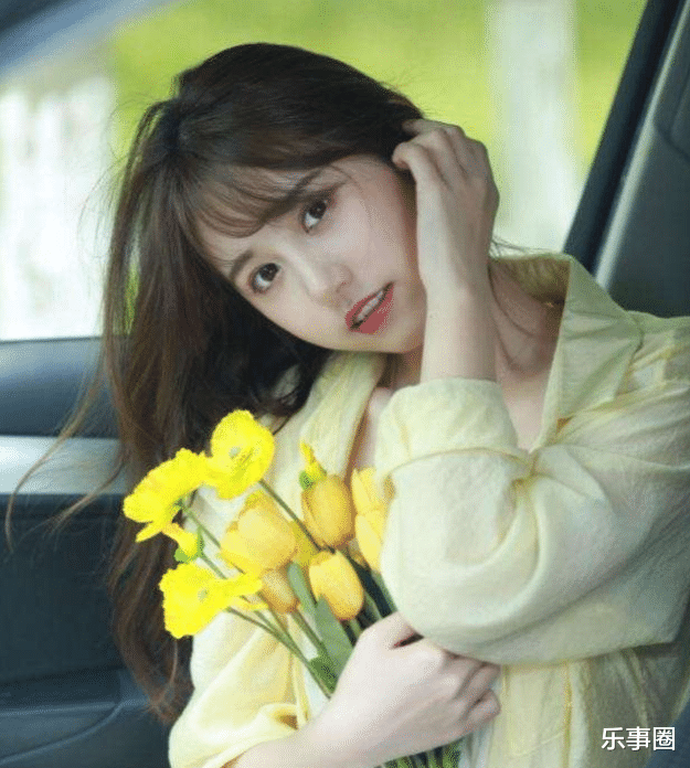 鞠婧祎|凭蓝色战衣走红的她，线下照片流出，网友错认为是日本女星