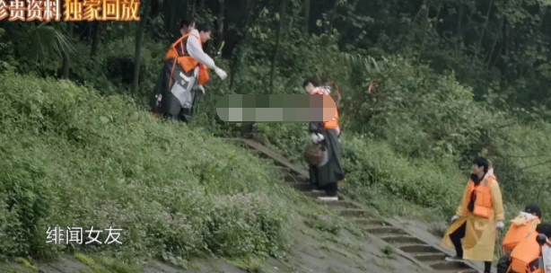 杨紫|澄清和张艺兴绯闻后，杨紫被孙红雷问是否恋爱，本尊辟谣：我是单身