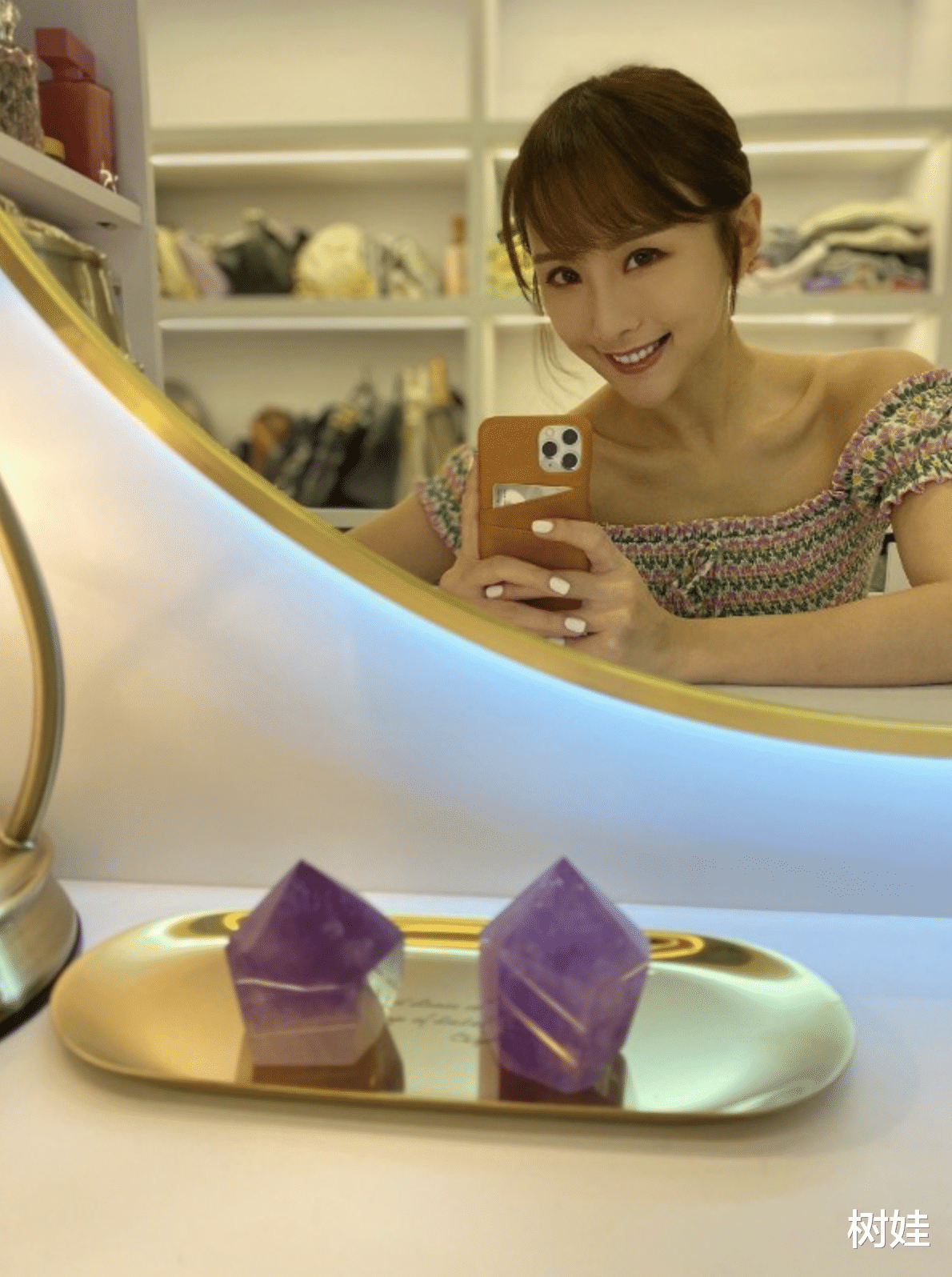 陈静|陈静乔迁千万豪宅仅住一年,信奉搬家有助事业,自曝13年搬家10次