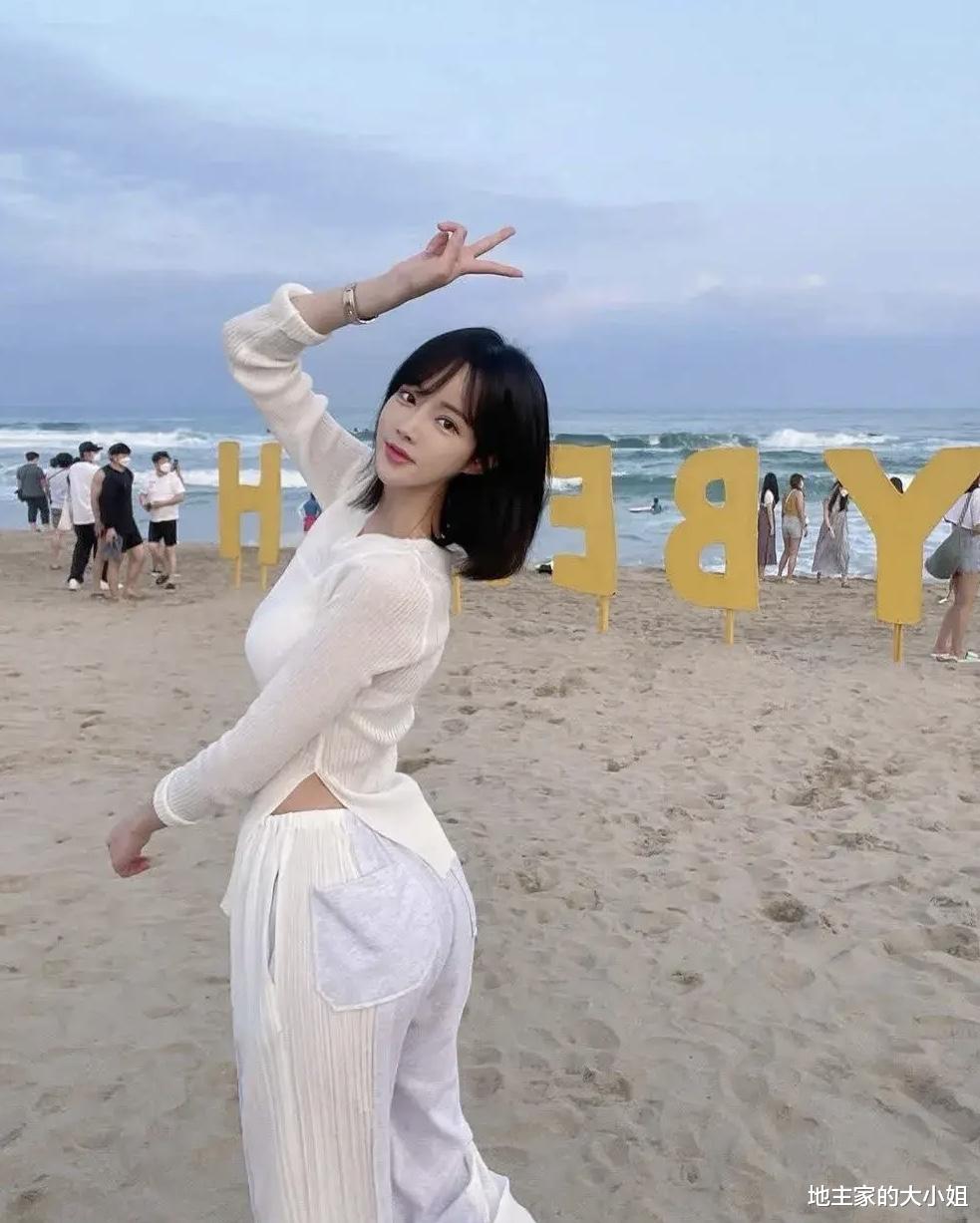 地主家的大小姐 你来我热情相拥,你走我不会挽留