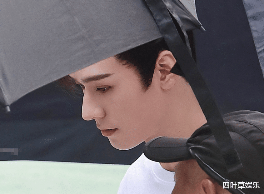 迪丽热巴|《安乐传》官宣开机，迪丽热巴眼神霸气，龚俊五官太精致了