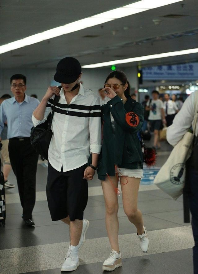 陈妍希|陈妍希和陈晓出门还敢玩“下衣失踪”，大长腿确实养眼