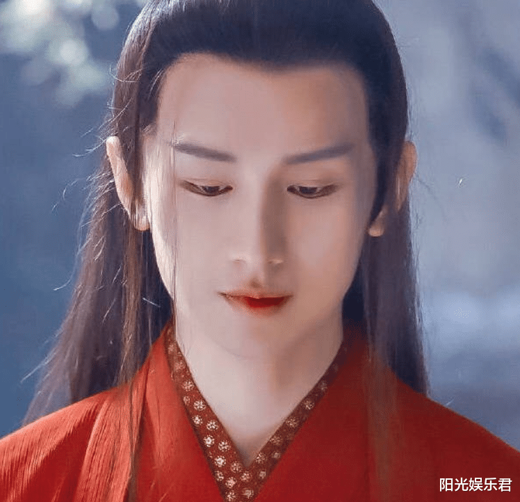 杨紫|杨紫又一古装剧来袭？上演师徒虐心恋，或将搭档欢瑞一哥