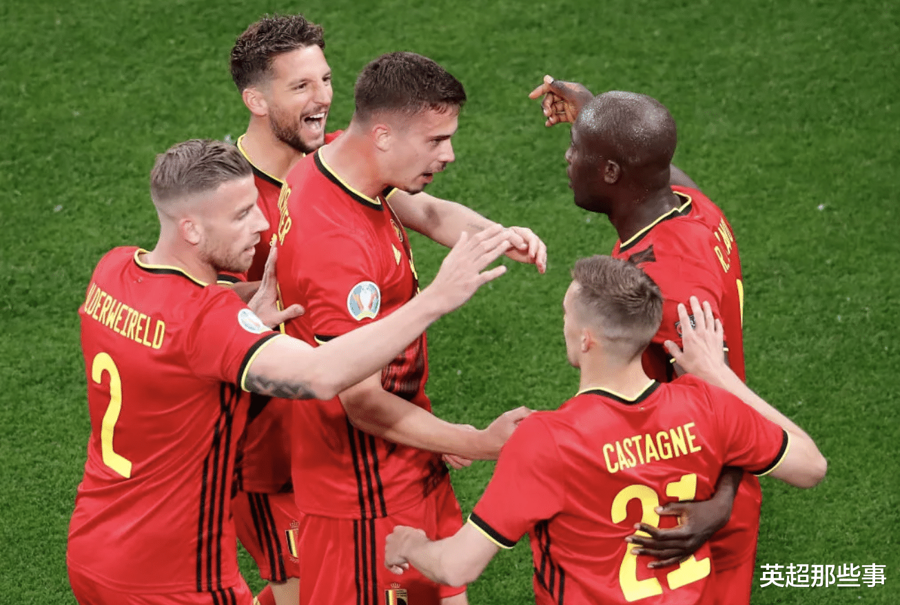 比利时队|3-0！世界第1轻松赢球！1亿锋霸梅开二度，进球后送温暖庆祝！