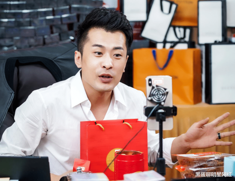 井元林|辛巴为二驴豪刷200万礼物，甩人失败后急眼，放话“以后不刷了”