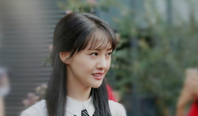 杨丽萍|郑爽面临罚款高达这个数，借遍娱乐圈，只有这两人敢伸出援助之手