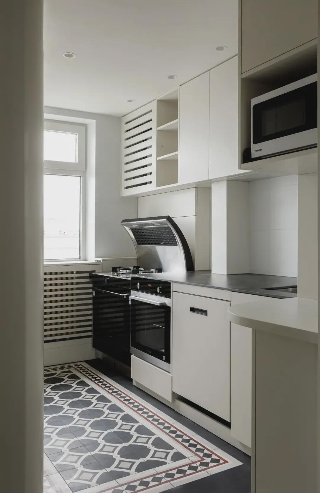 48㎡学区房改造出三室两卫一厅，空间压榨极限挑战