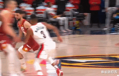 约基奇|火药味十足！安东尼怒推约基奇，10000名球迷狂嘘，谁注意利拉德