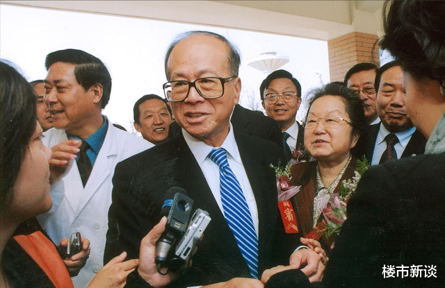|手握50万现金，今明两年该不该买房？李嘉诚、王健林观点一致
