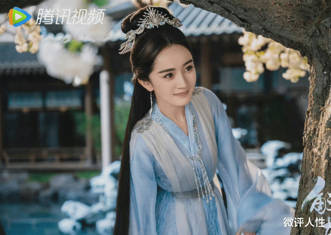 杨幂|7天6亿，男女主被喷得“体无完肤”，这部网剧凭啥还这么豪横？