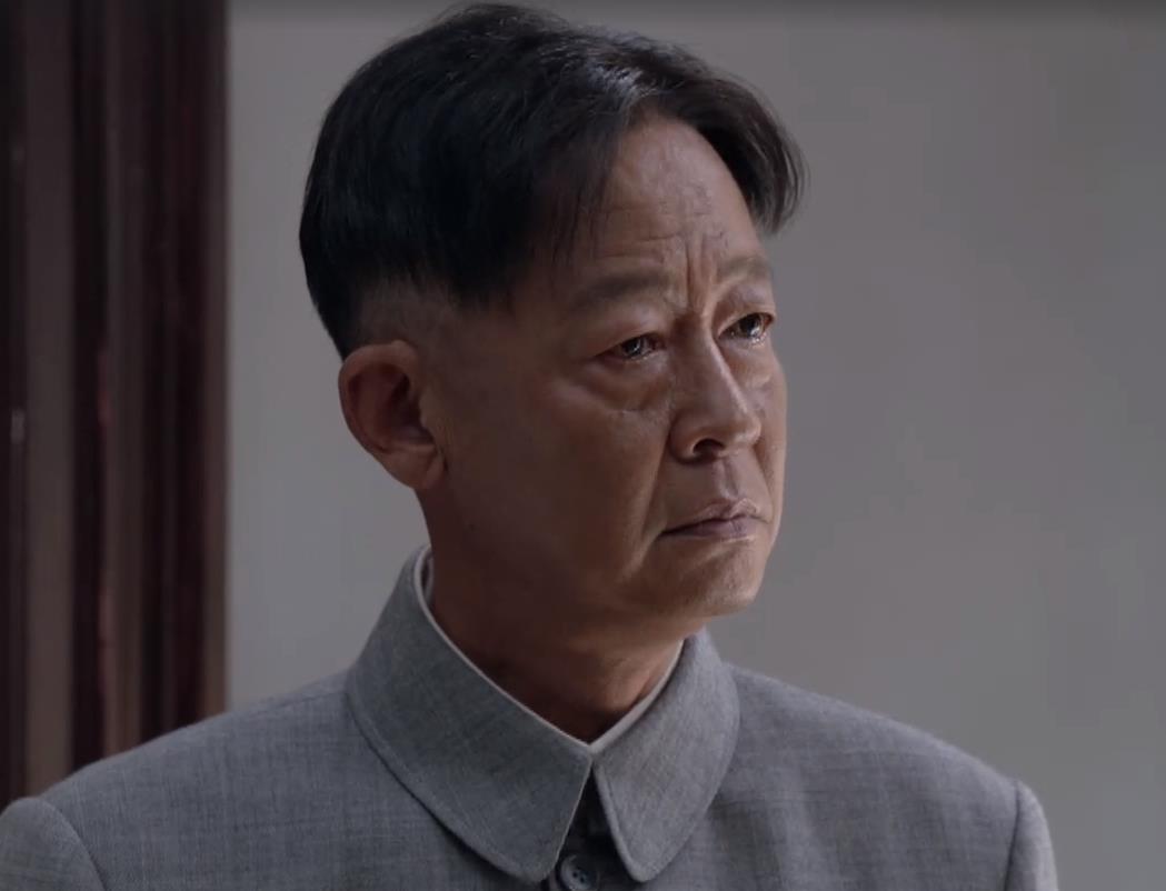 林楠笙|《叛逆者》顾慎言结局：刀尖上跳舞24年，终为保林楠笙，放弃自我