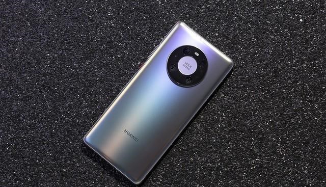 各抒己见 “榨干”麒麟9000 5G,华为Mate50 Pro敲定时间!4600mAh+100W