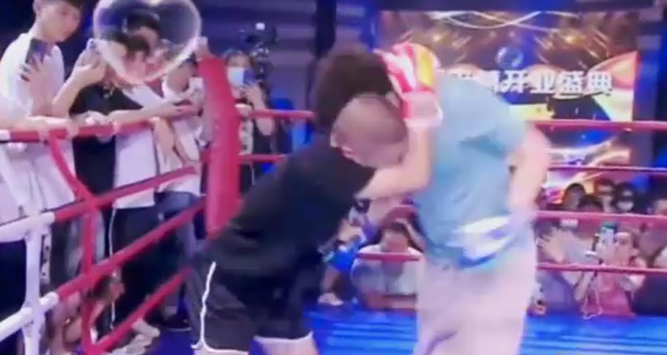 小沈龙|“骚扰”赵本山的女儿！和网红“抢”饭吃，小沈龙为何会沦落至此