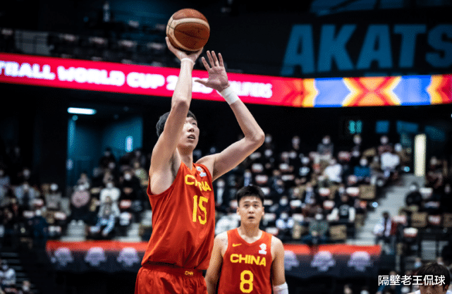 周琦|周琦最新消息！鳳凰隊(duì)召開見面會(huì)，遼籃算盤打空，賽季后定去留