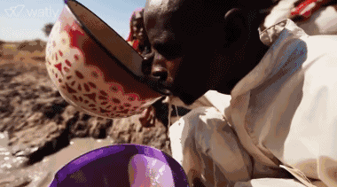 為什麼非洲人寧願步行幾十公裡獲取臟水，也不肯打井取水喝呢？-圖6