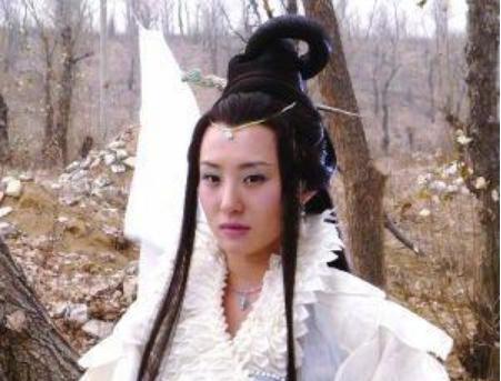 聂远|32岁她才是人生赢家，追星追到嫁给自己偶像，结婚6年被宠成公主