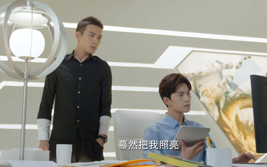 张一山|杨幂旗下又出一位红人，五年前站在杨洋身边，我就发现他的颜值了