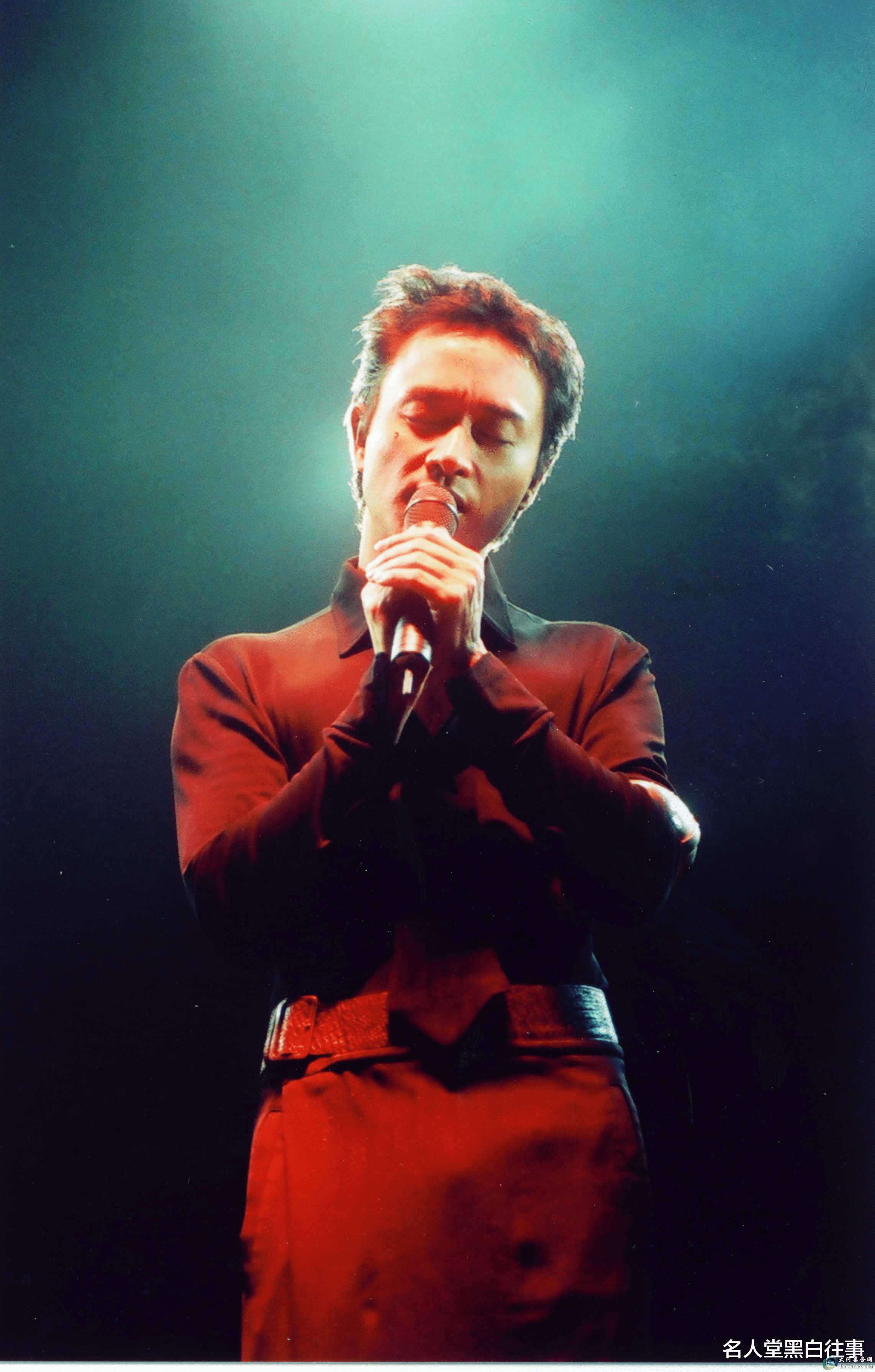 张国荣|一首歌曲之后，梅艳芳和张国荣同年离世，宣告香港黄金时代的结束