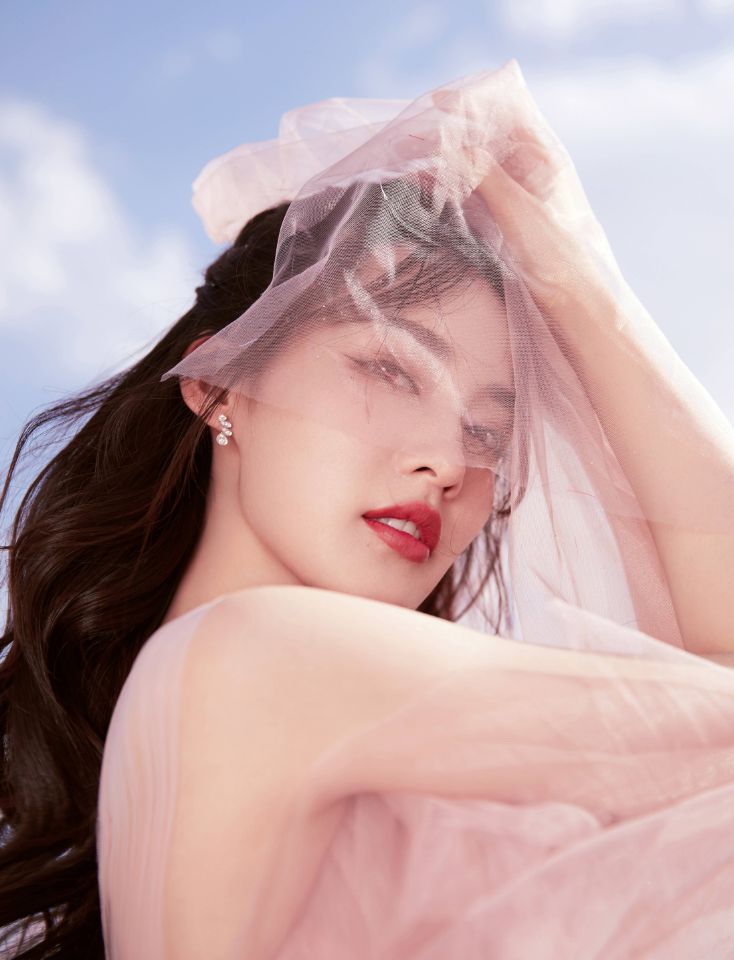 肖战|谢娜直言，很多女星不愿意和肖战拍吻戏，原来李沁没有说谎