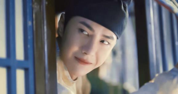 周雨彤|桃真穷了？继《风姿》后，周雨彤新剧网传解散，《仙剑》也没逃过