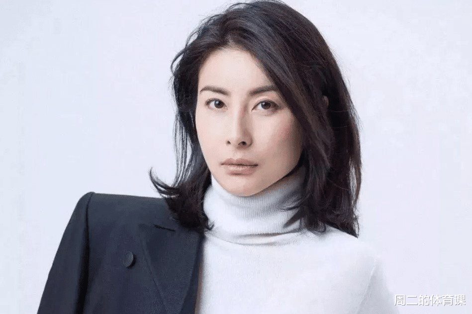 郭晶晶|“跳水皇后”郭晶晶得罪了谁？嫁入霍家后，遭香港贵妇圈的排斥