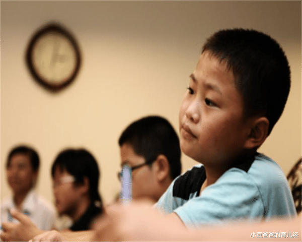 小豆爸爸的育儿经|教育部下发新通知，在9月1或将全面实行，教师们却一筹莫展