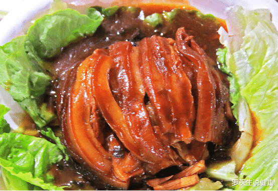 脑梗|41岁男子,深夜脑梗离世,医生怒斥:血压高的人,这1事怎能常做?