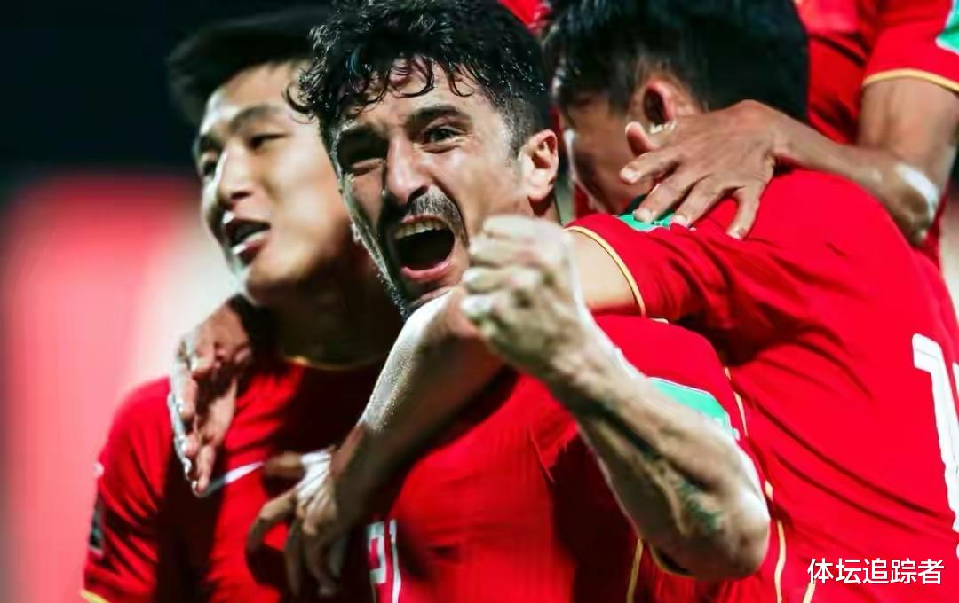 洛国富|洛国富身上那种职业精神，代表中国队的冲劲，这让本土球员都汗颜